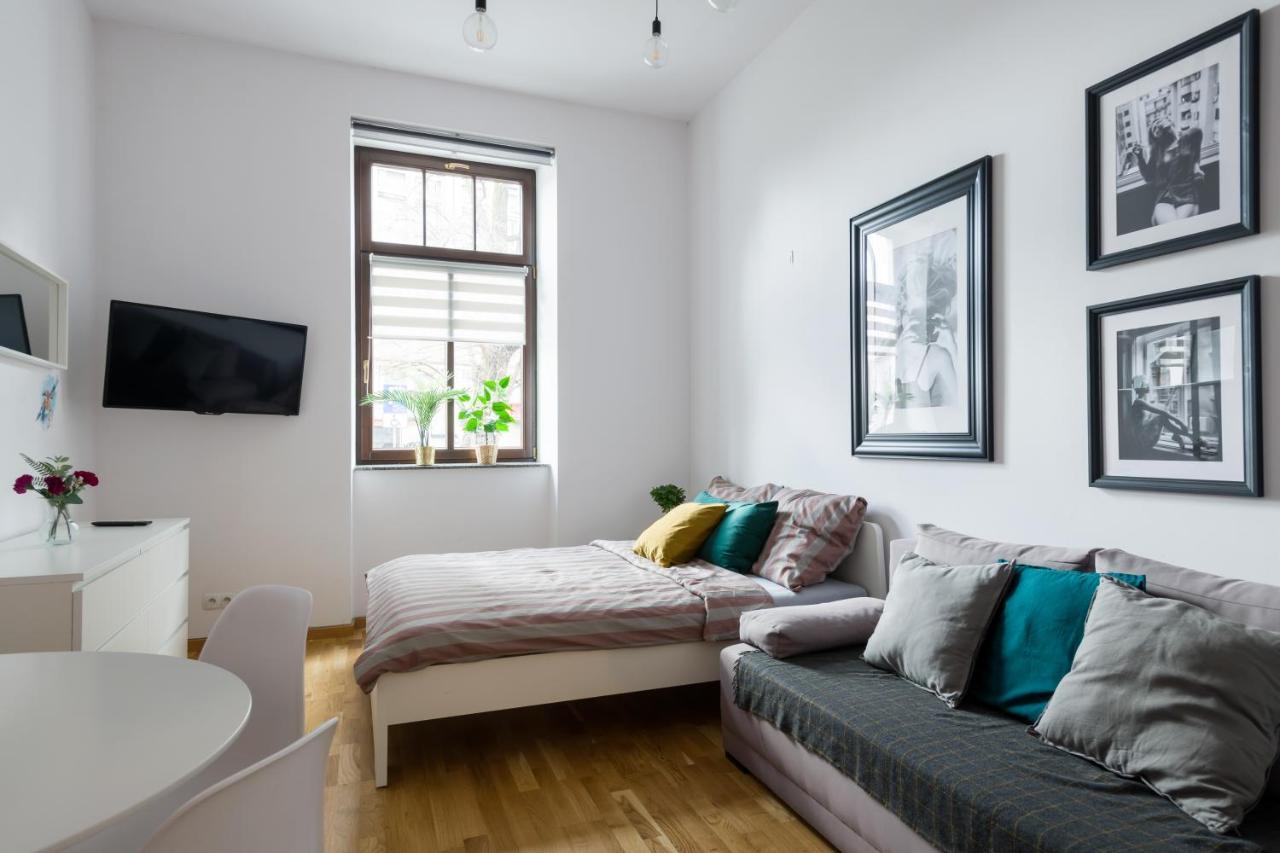 Discover Krakow Apartments - 5 Borowickiej St - Studio Next To Opera And Unity Centre Kraków Exteriör bild