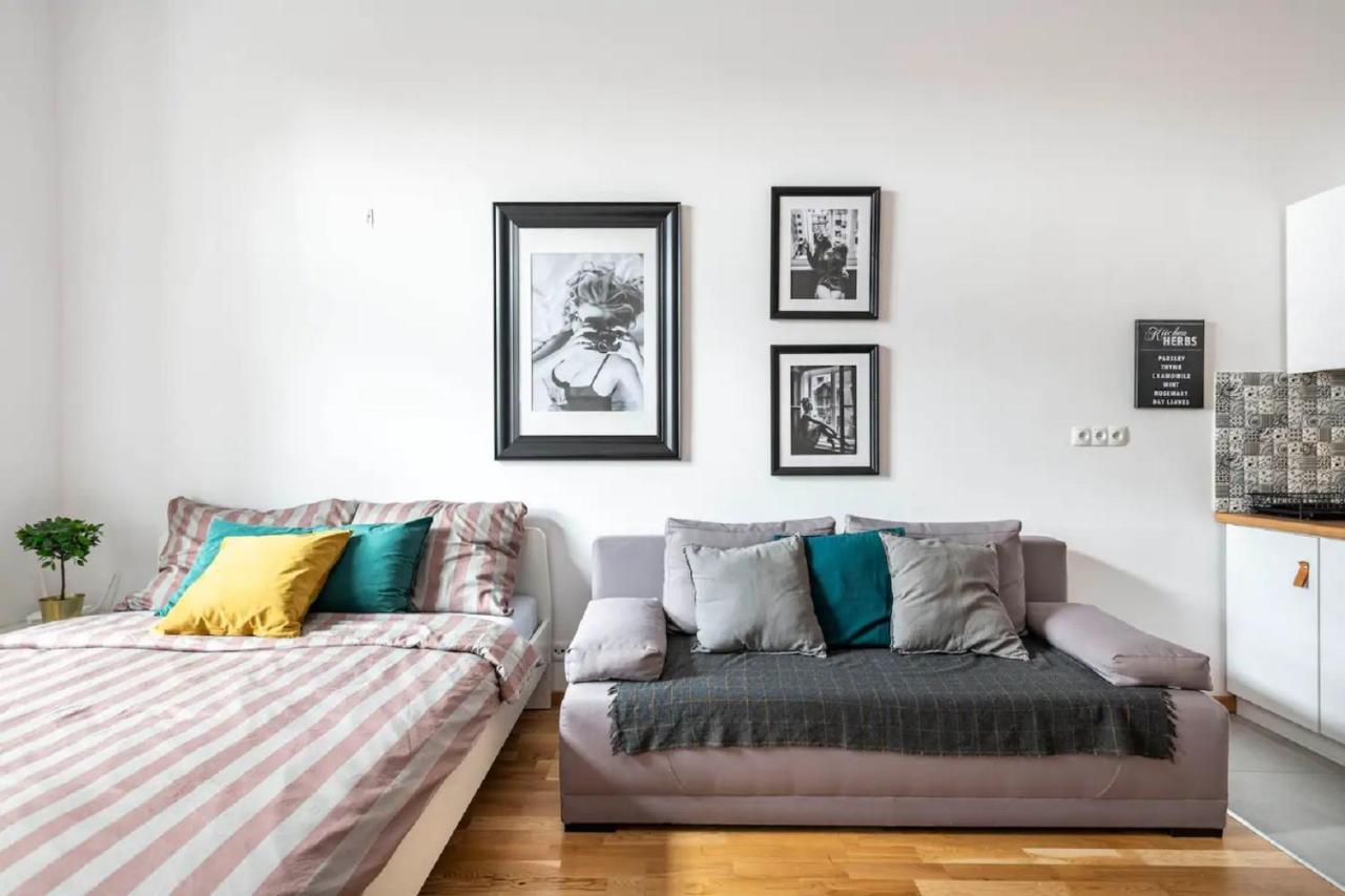 Discover Krakow Apartments - 5 Borowickiej St - Studio Next To Opera And Unity Centre Kraków Exteriör bild